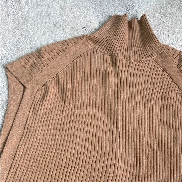 Banana Republic Oversized Sleeveless Sweater Poncho - Picture 9 of 13